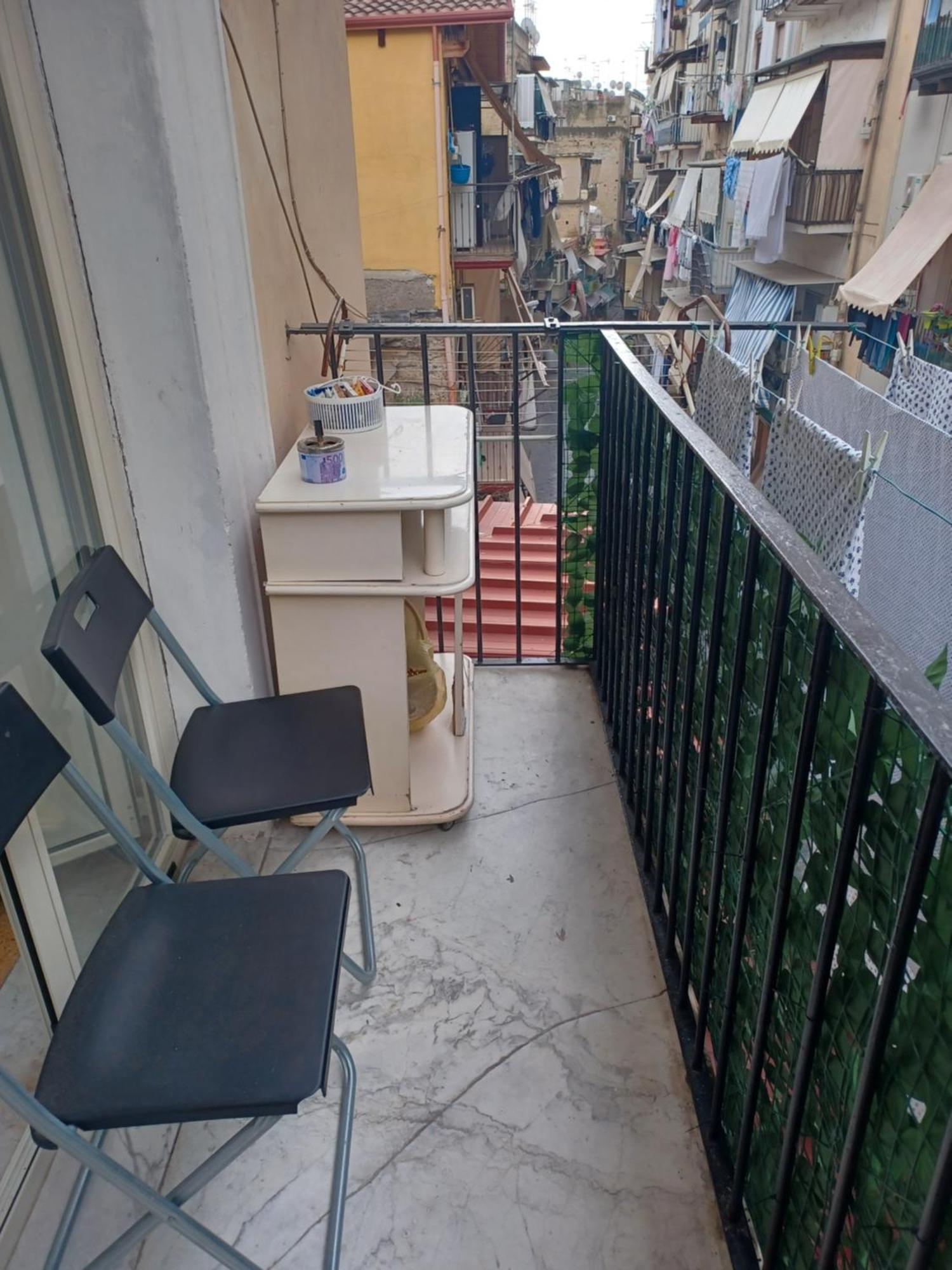 B&B Appartamenti Napoli Bagian luar foto