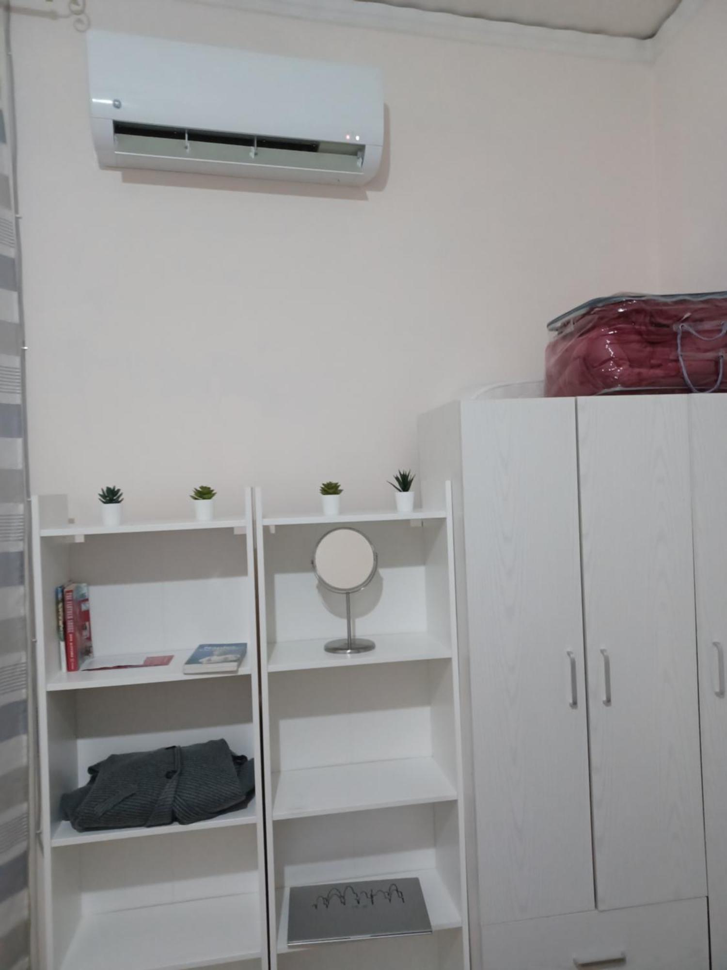 B&B Appartamenti Napoli Bagian luar foto