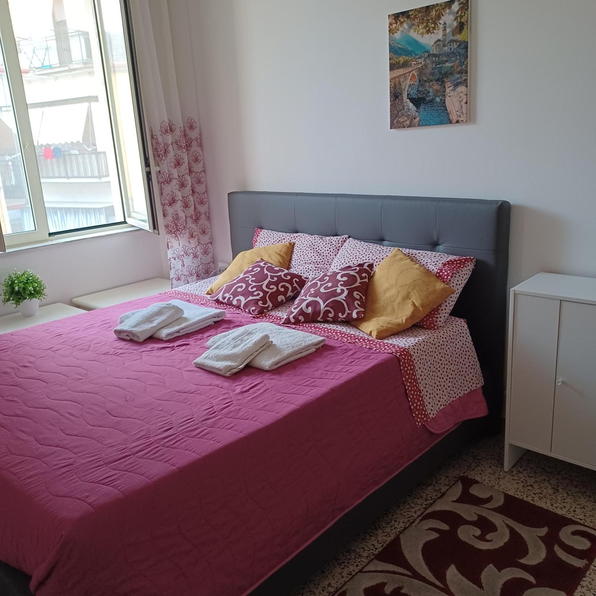 B&B Appartamenti Napoli Bagian luar foto