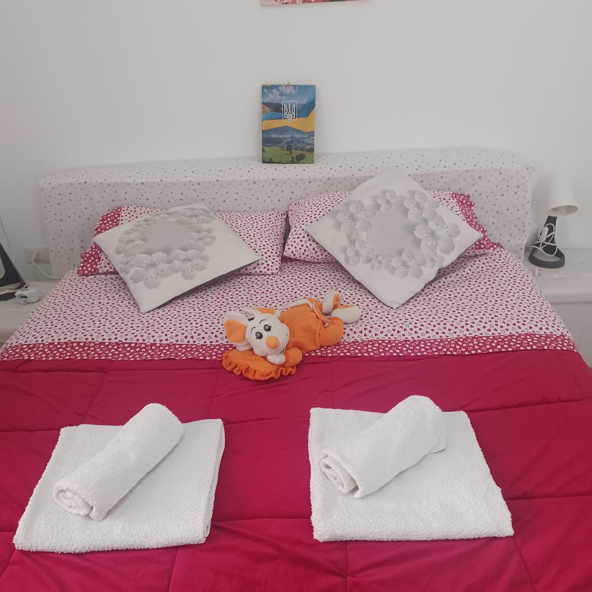 B&B Appartamenti Napoli Bagian luar foto
