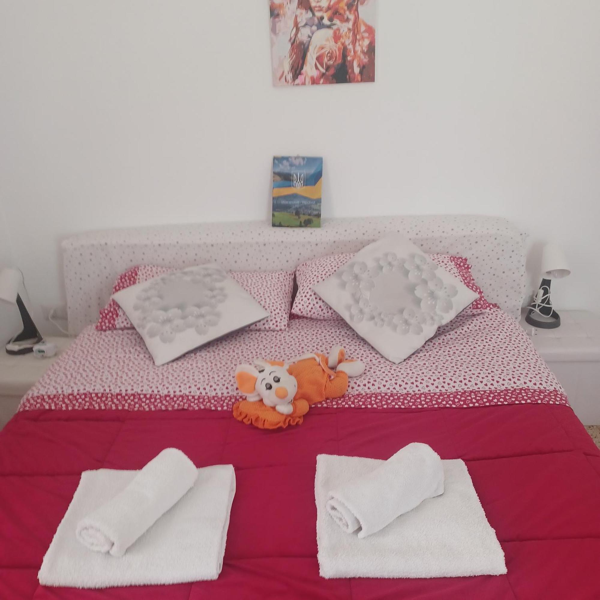 B&B Appartamenti Napoli Bagian luar foto