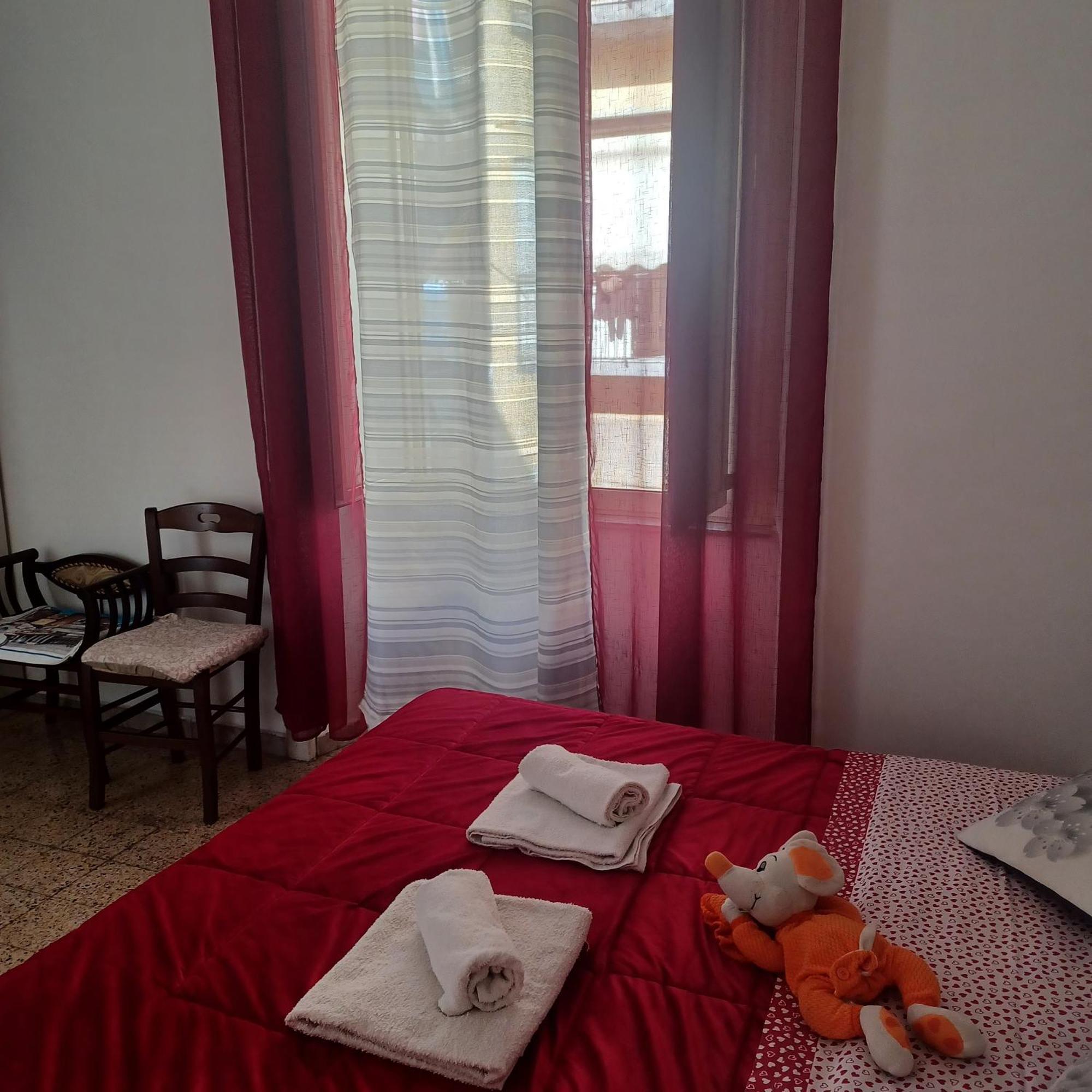 B&B Appartamenti Napoli Bagian luar foto