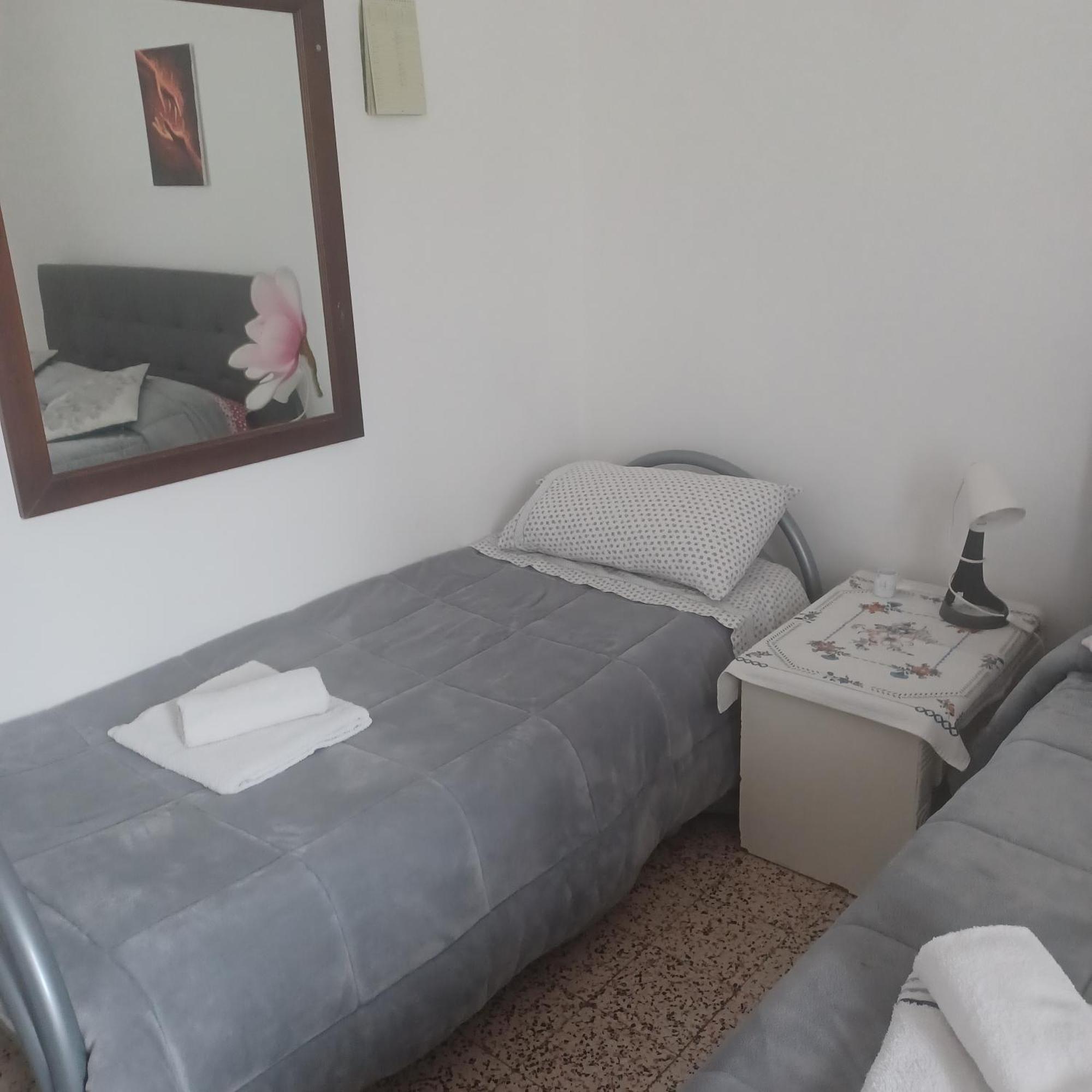 B&B Appartamenti Napoli Bagian luar foto