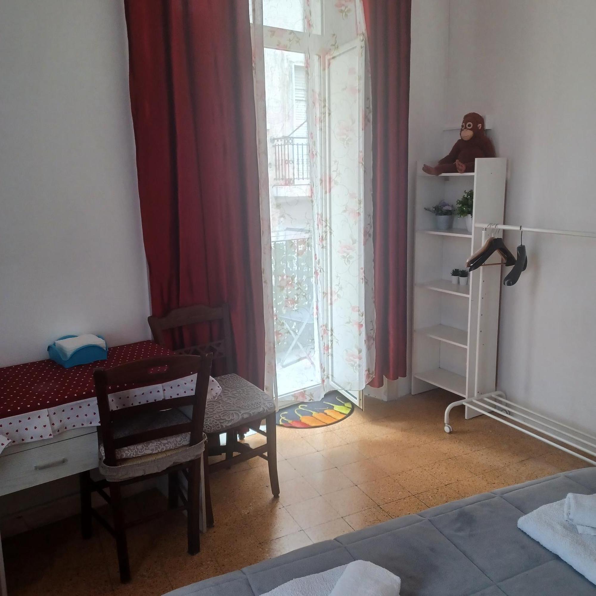 B&B Appartamenti Napoli Bagian luar foto