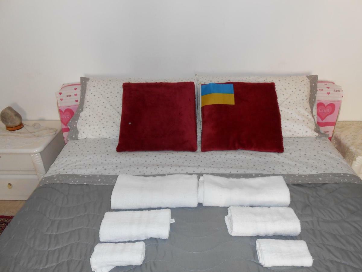 B&B Appartamenti Napoli Bagian luar foto